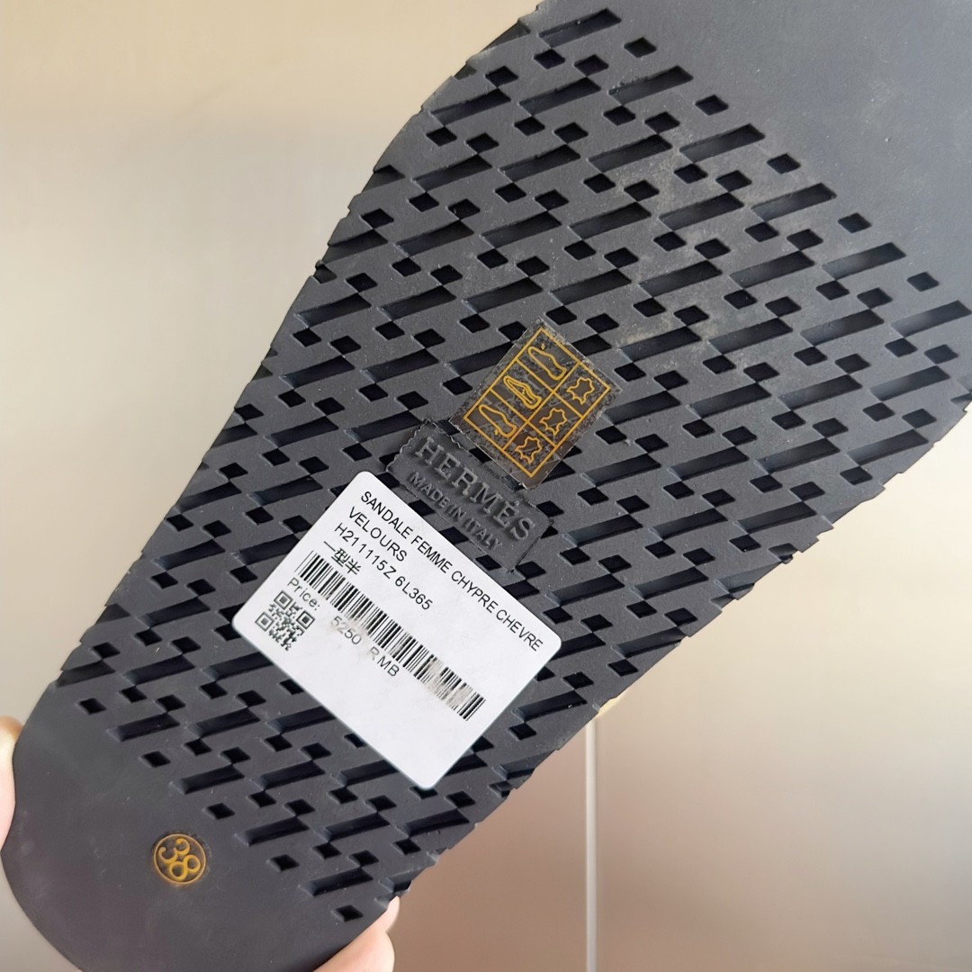 UA Hermès Jackson sandal