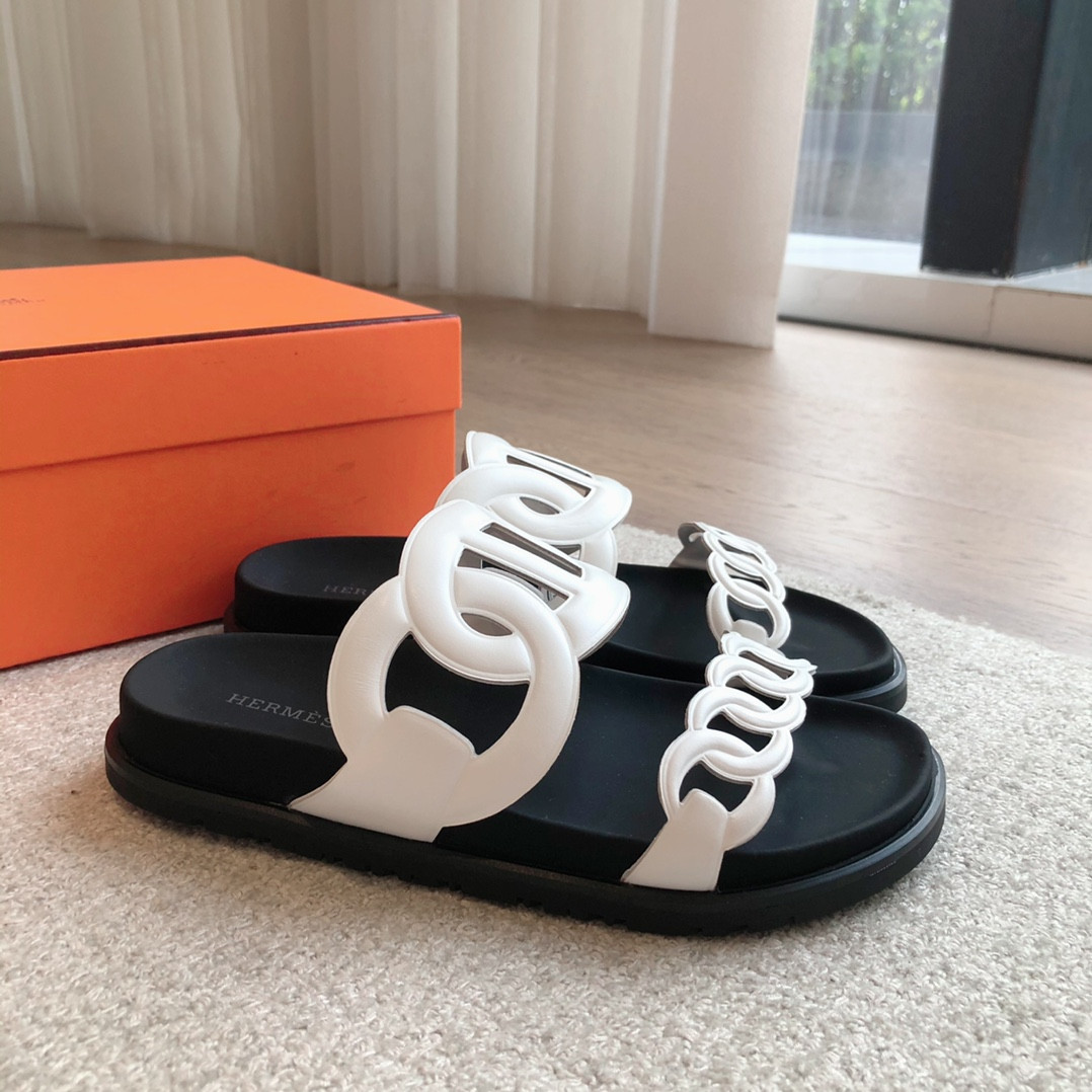 UA Hermès Extra sandal