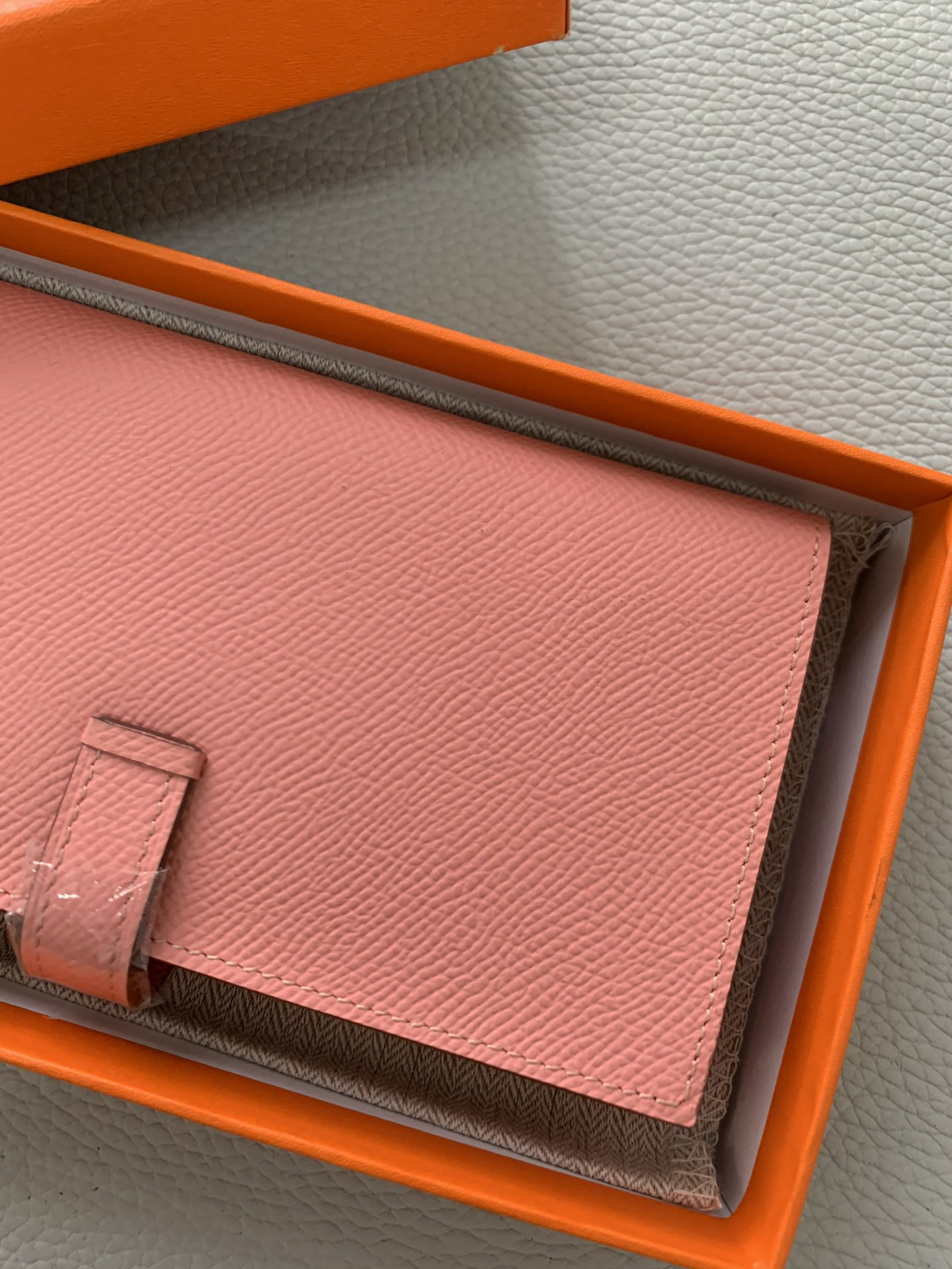 Hermès Long Wallet 17.5x9.5CM