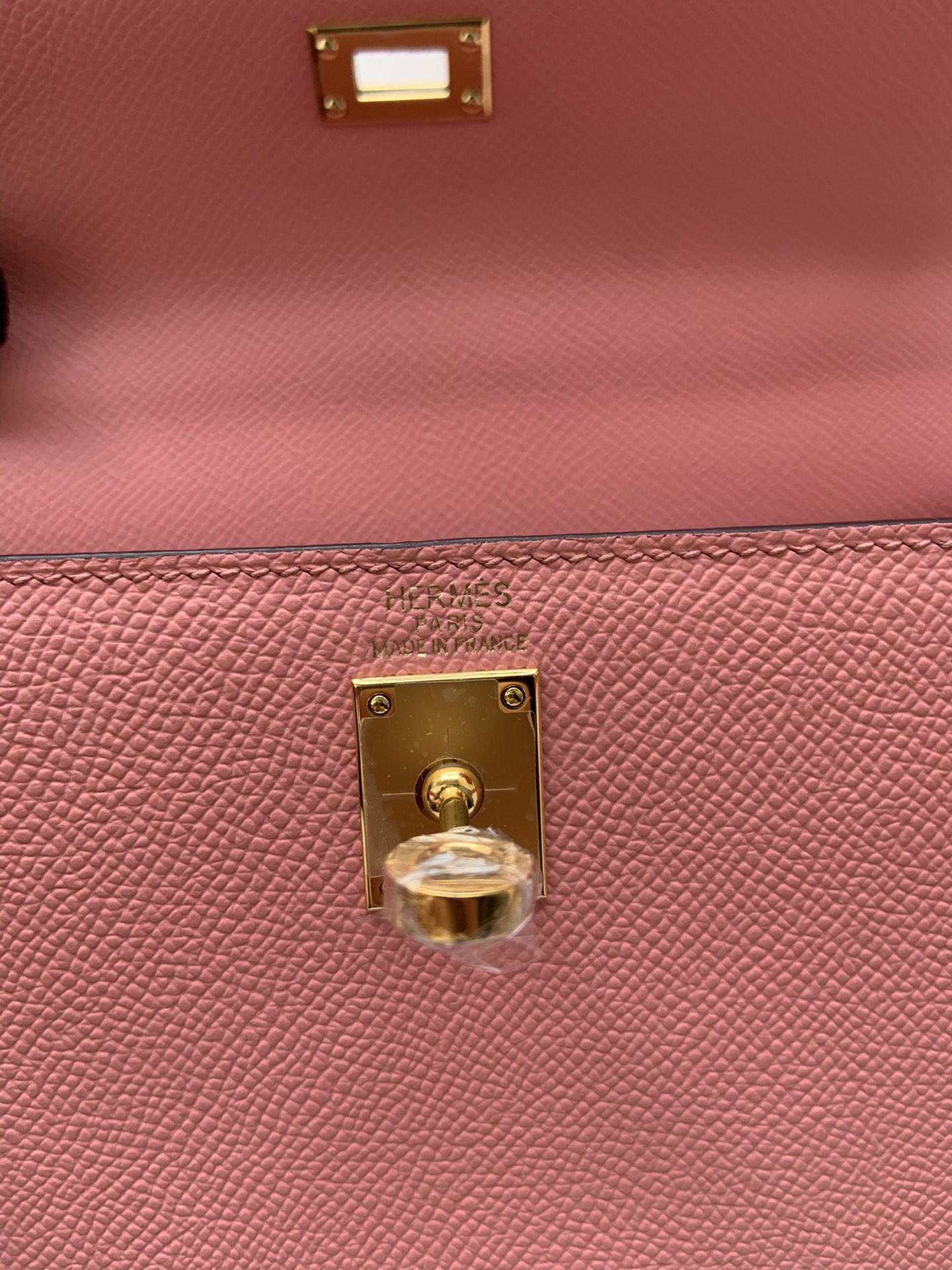 HERMÈS Kelly Gold-tone Hardware 25 28