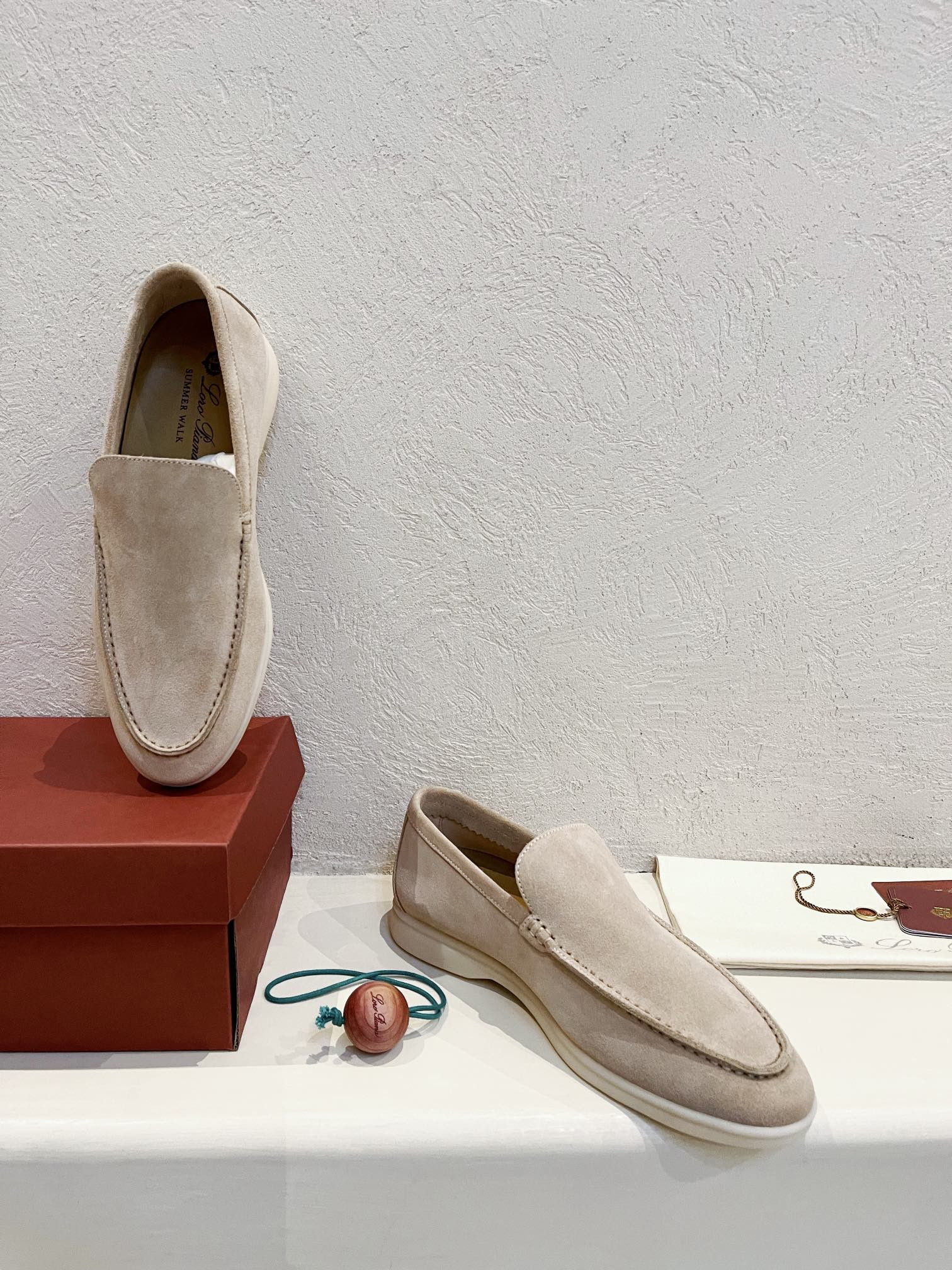 ua L**o p*ana summer walk loafers