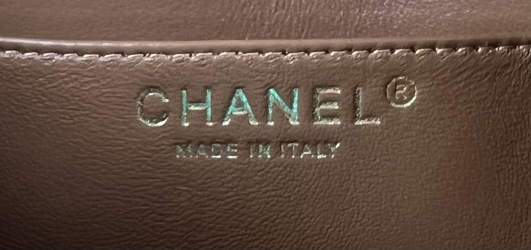 Ch*el classic flap bag 20cm