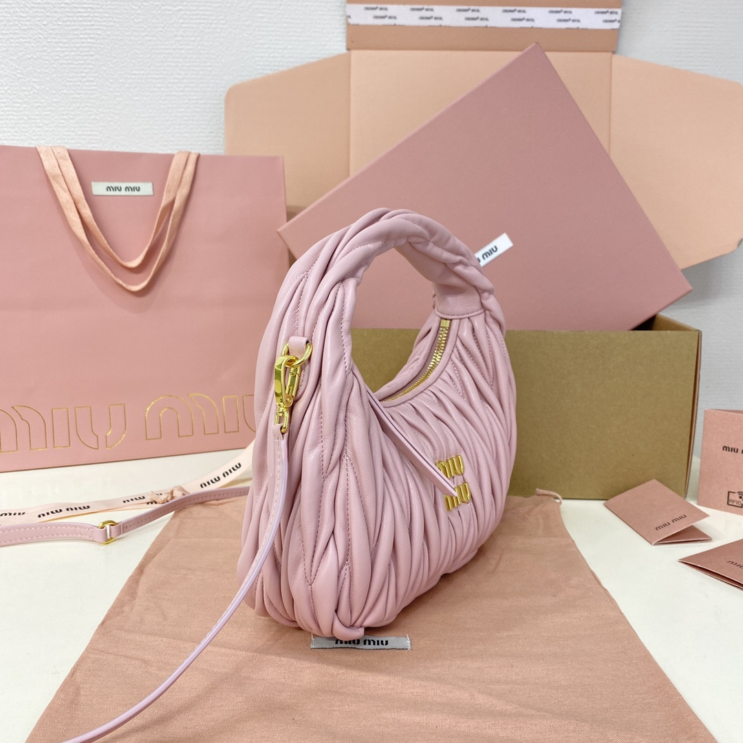 Miu Miu Wander matelassé nappa leather hobo bag 17x20x6cm