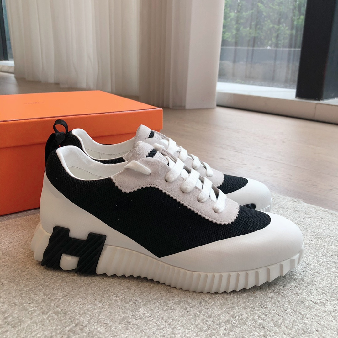 UA Hermès Bouncing Sneaker