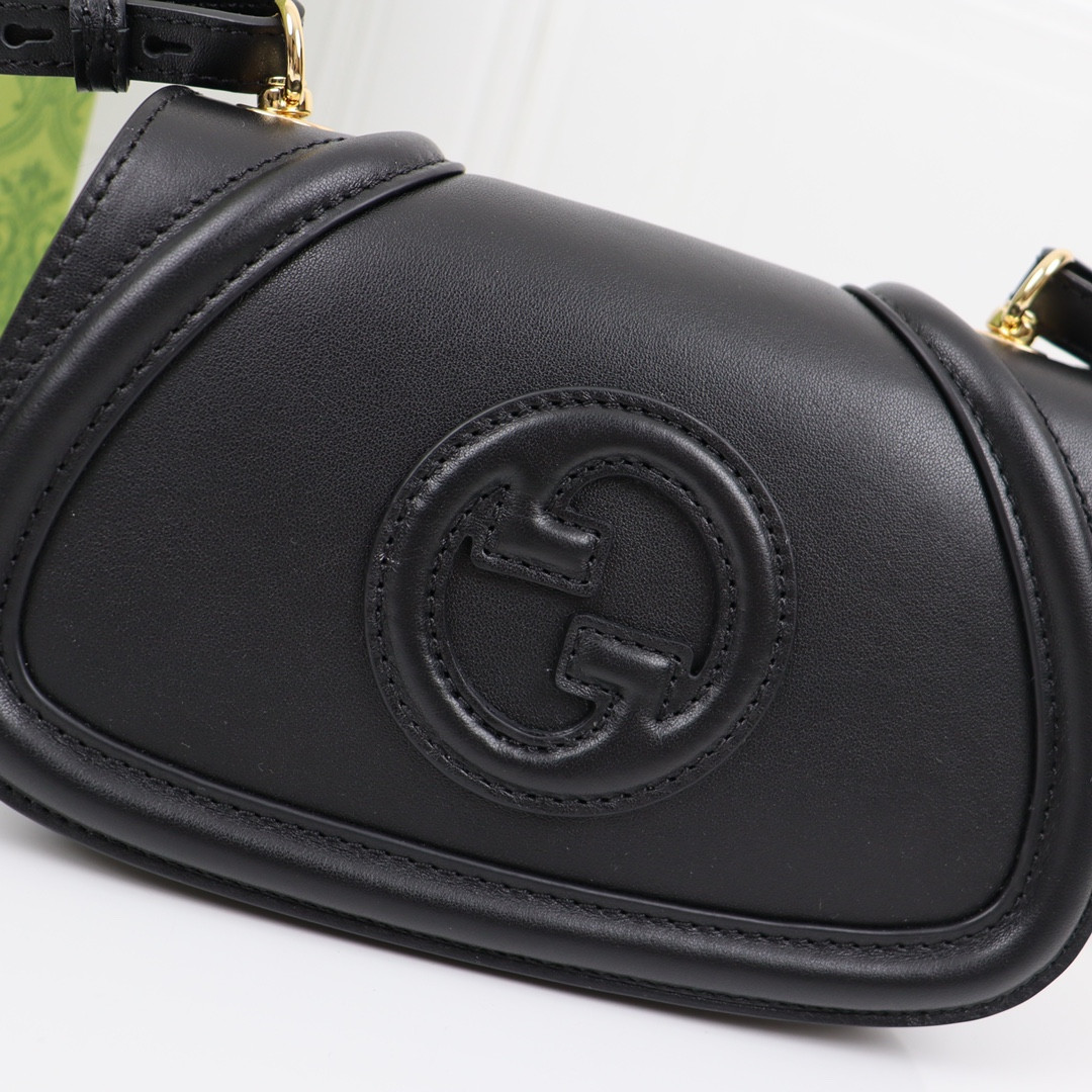 G*u*i small blondie 21.5x11x8cm