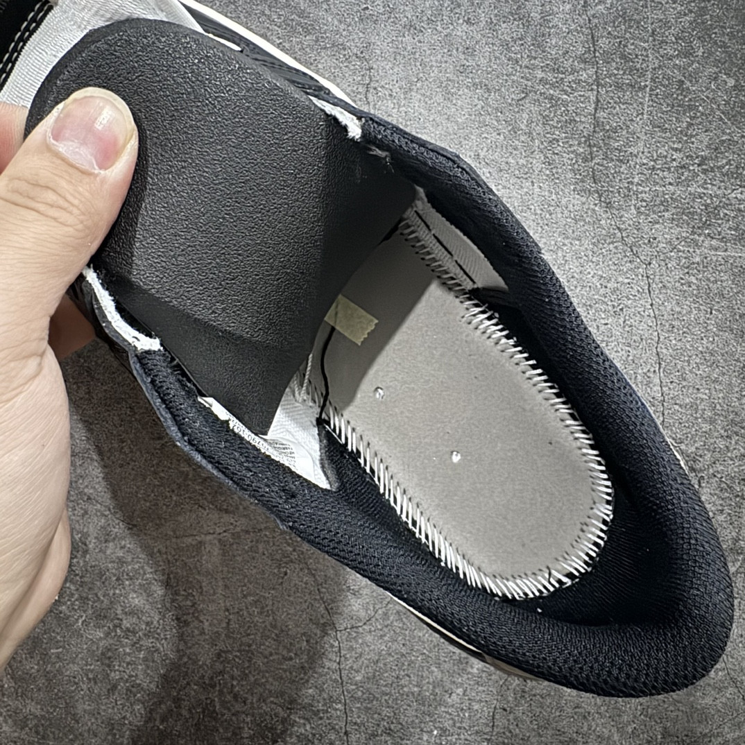 UA Air Jordan 1 Retro Low OG Mocha