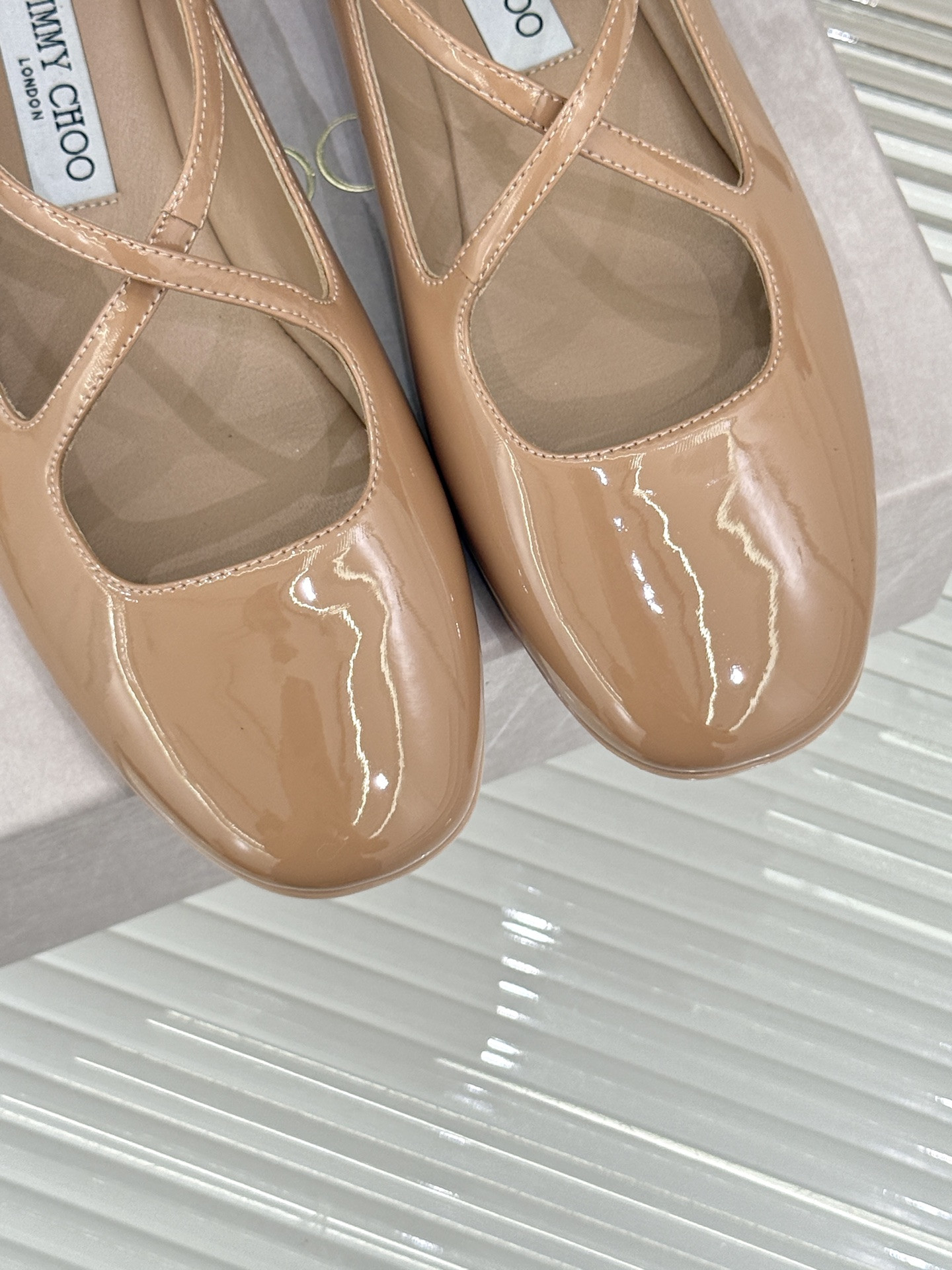 ua Ji*y Ch* eleri ballet flats