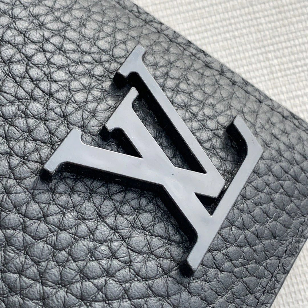 LV Christmas POCKET ORGANIZER M69979